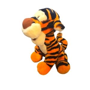 Vintage 13 Inch Tigger Winnie The Pooh Plush Toy From Disney World Parks